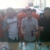Polisi Tetapkan 7 Tersangka dalam Penggerebekan Kampung Kubur Polisi Tetapkan 7 Tersangka dalam Penggerebekan Kampung Kubur